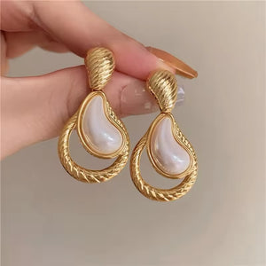 Water Drop Pearl Earrings